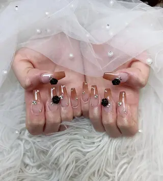 ネイル 🌻 Momoko_のネイルデザイン