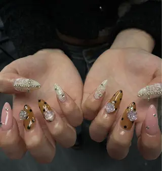 ネイル Tini ANA.CHUOのネイルデザイン