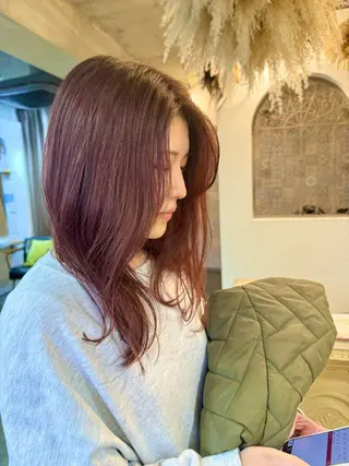 ロング 荒牧 絵美のヘアスタイル