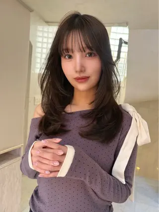 セミロング SIGN shibuya所属・小湊 柊花のヘアスタイル