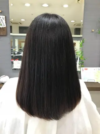 セミロング Adachi Fujikoのヘアスタイル