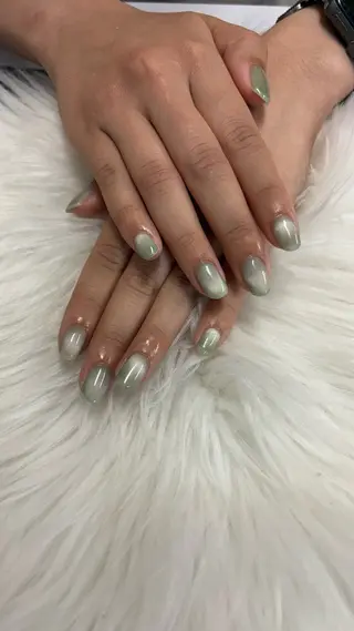 ネイル 髙橋 詩季のネイルデザイン