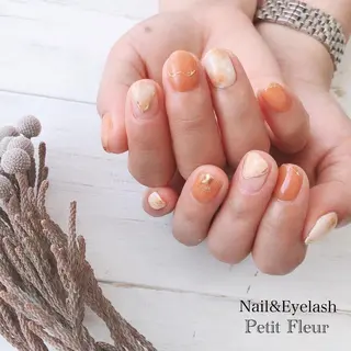 ネイル Petit Fleur所属・青柳 亜梨奈のマツエク・マツパデザイン