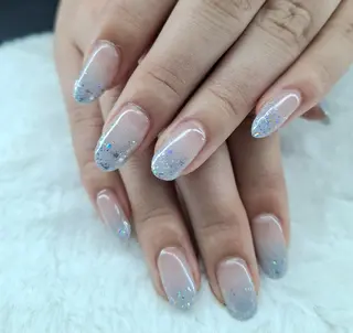 ネイル KURONOSUHAIRDESIGN所属・岡林 えりのネイルデザイン