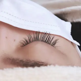 マツエク・マツパ hairdressing salon　mulum所属・Kasumi 店長のマツエク・マツパデザイン