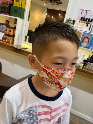 ショート メンズ キッズ and Art おのでらじんのヘアスタイル