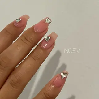 ネイル YUKARI NOEMのネイルデザイン