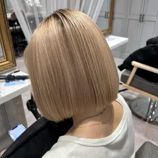 ミディアム 徳永 侑紀のヘアスタイル