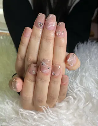 ネイル n o q r m. n a c h iのネイルデザイン