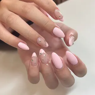 ネイル moi nail ˙⋆.˚のネイルデザイン