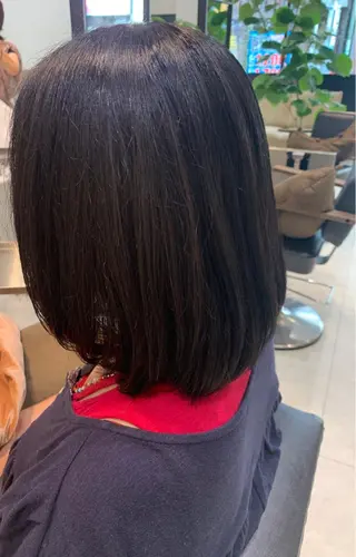 ミディアム 近 紗理奈のヘアスタイル