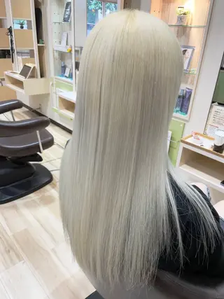 ロング カラー 🌈派手髪ハイトーン 🌈鈴木亮太🌈のヘアスタイル