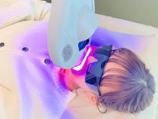 セミロング カラー パーマ ヘアアレンジ メンズ キッズ ネイル マツエク・マツパ アイブロウ 【ハーブ×毛穴洗浄】 THE MORE千葉のエステ・リラクイメージ