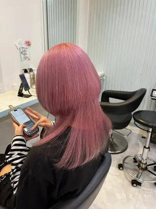 セミロング カラー ブリーチカラー 🩵MIZUKIのヘアスタイル