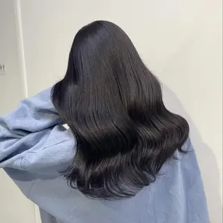 カラー 冬の透明感暗髪❄️ トレンドヘア❄️のヘアスタイル