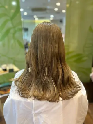 ロング オリーブ南森町✨️ 畑中のヘアスタイル
