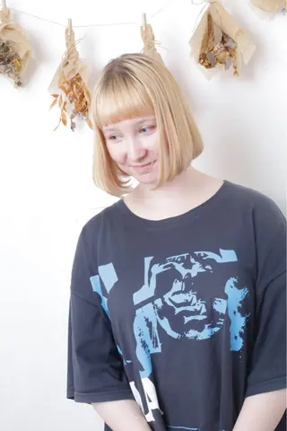 ショート カラー ヘアアレンジ 推し活専用 【派手髪】飯野ゆかりのヘアスタイル