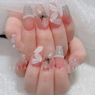 ネイル Queen’s 歌舞伎町店のネイルデザイン