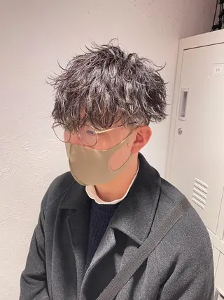 ショート カラー パーマ ヘアアレンジ メンズ キッズ ネイル マツエク・マツパ アイブロウ スパイキー/フェザー /波巻き/かいとのヘアスタイル