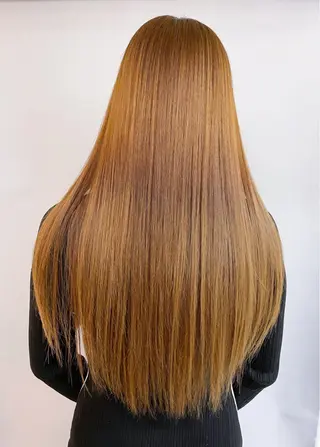 ロング Kva所属・ウルフ/ハイトーン /髪質改善/AIRIのヘアスタイル