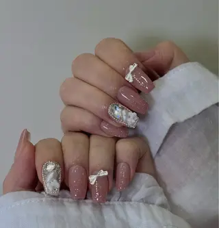 ネイル Lyna 池袋のネイルデザイン