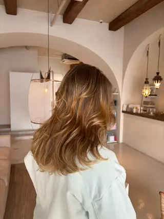 セミロング カラー ALLhair大正店所属・山本 一輝のヘアスタイル