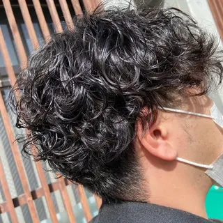 ショート パーマ メンズ インナーカラー指名 No.1菊池柊真のヘアスタイル