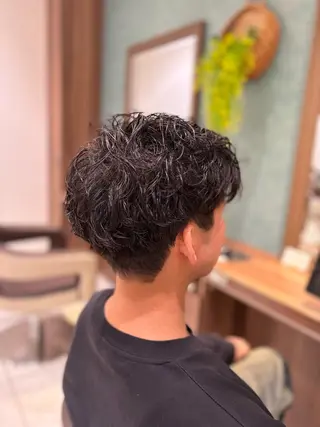ショート パーマ メンズ ツヤ髪縮毛矯正💫/ ハイトーン/あゆみのヘアスタイル
