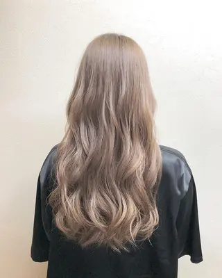 ロング ヤマグチ ヒカルのヘアスタイル