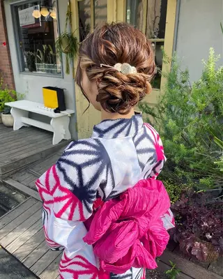 ロング ヘアアレンジ KURIA‪‪*⋆ஐ ブリーチ/韓国ヘアのヘアスタイル