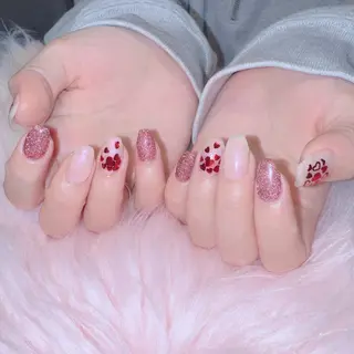 ネイル RIEKO🍒 ワンホン♡推しネイルのネイルデザイン