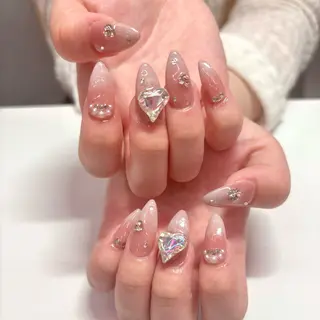 ネイル WOLTOKYO 🦋shizukuのネイルデザイン