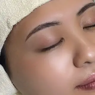 アイブロウ loweli 野並所属・loweli masayoの眉毛・アイブロウイメージ