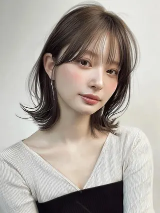 ミディアム 青木 りおのヘアスタイル