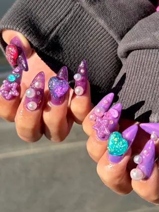 ネイル PINS16✴︎ 原宿ネイリストumiのネイルデザイン