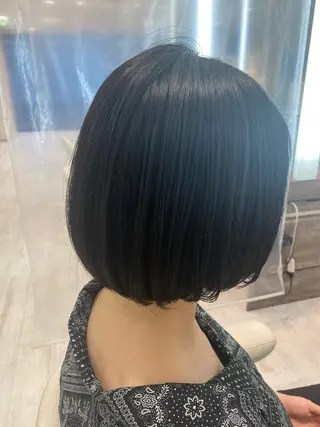 ショート ベージュ/インナー カラー🤍Rieのヘアスタイル