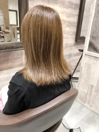 ミディアム カラー 🫟Blanco🫟 Color&Careのヘアスタイル