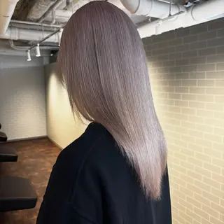 セミロング カラー ヘアアレンジ グランルッソ所属・岡山× バレイヤージュカラーのヘアスタイル