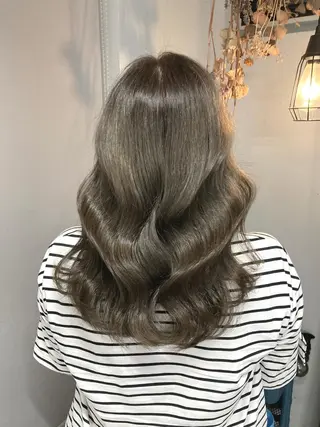 ミディアム 新井 広樹のヘアスタイル