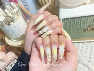 ネイル One Plus Nail Salonのネイルデザイン