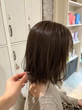 カラー kuschel ホリグチのヘアスタイル