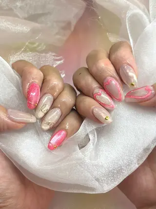 ネイル MAXKELLY EMIのネイルデザイン