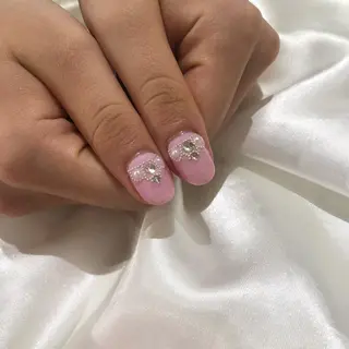 ネイル classic 新横浜所属・山田 暉のネイルデザイン