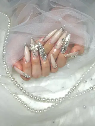 ネイル 【Laule‘a 】のネイルデザイン