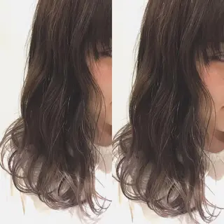 ミディアム カラー 荒木 依莉亜のヘアスタイル