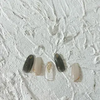 ネイル Silver Lunaのネイルデザイン