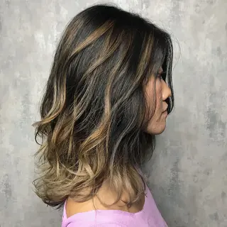 セミロング カラー ヘアアレンジ Zina渋谷エリア マネージャShionのヘアスタイル