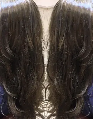 ロング カラー パーマ ヘアアレンジ Device ディバイスのヘアスタイル