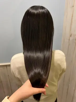 ロング なわた さきのヘアスタイル