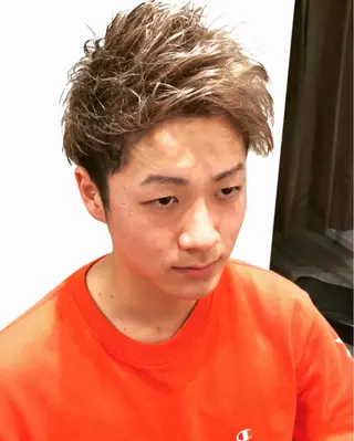ショート カラー メンズ メンズヘア特化 崎田 成人のヘアスタイル